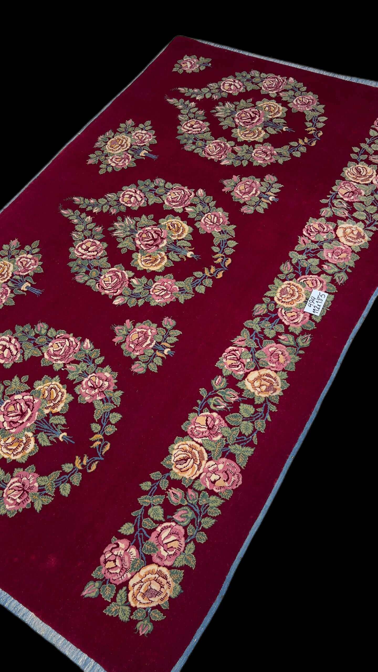 Handcrafted Kashan Rug: A Timeless Treasure