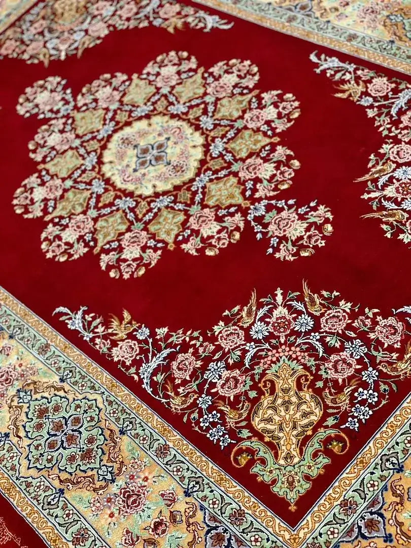 "Beautiful vintage Persian rug from Isfahan, handcrafted by Master Hassan Dardashtie"
