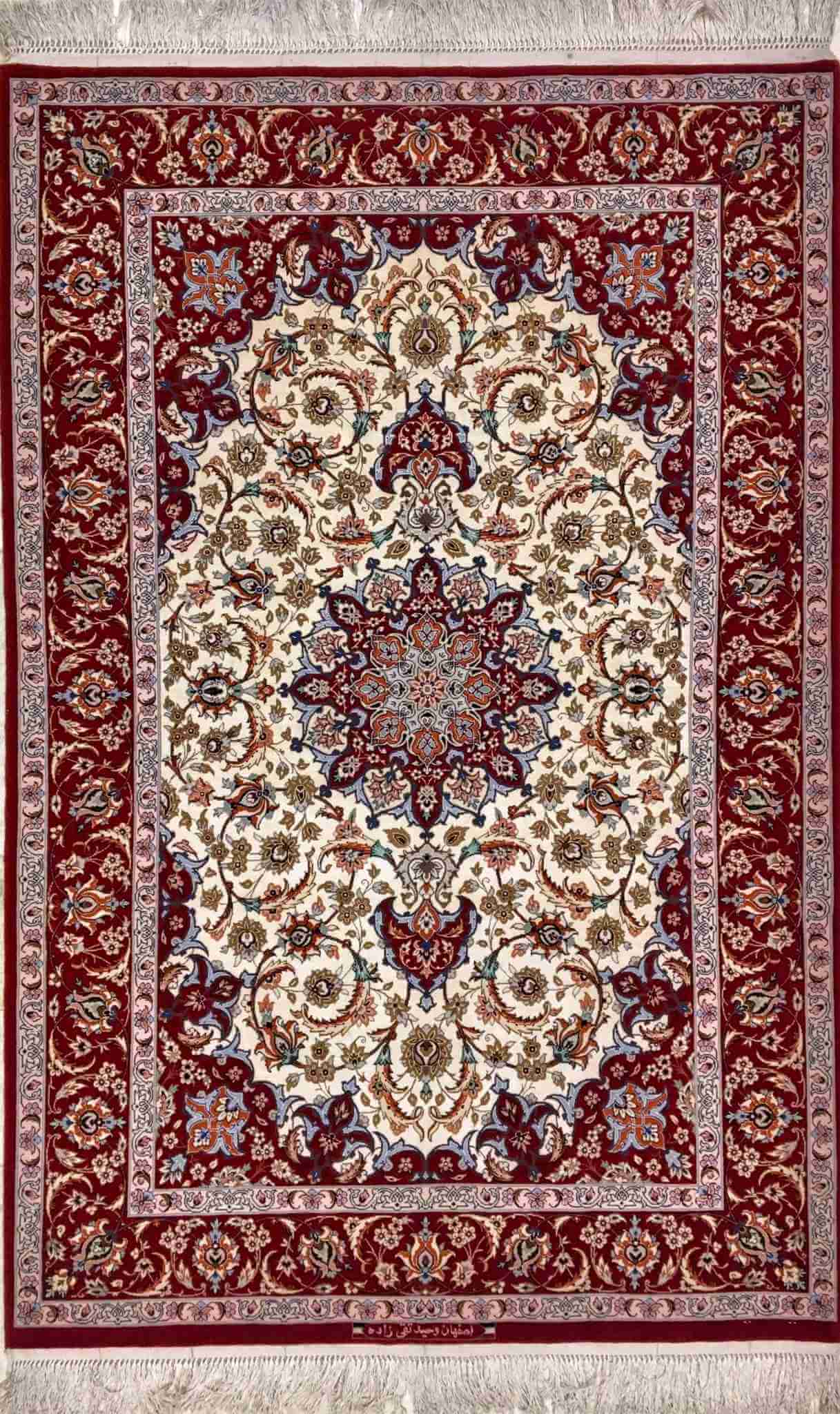 "Hand-knotted silk and wool Persian rug in Isfahan style, measuring 166x105 cm. Buy online and elevate your home decor with this luxurious Persian area rug."

