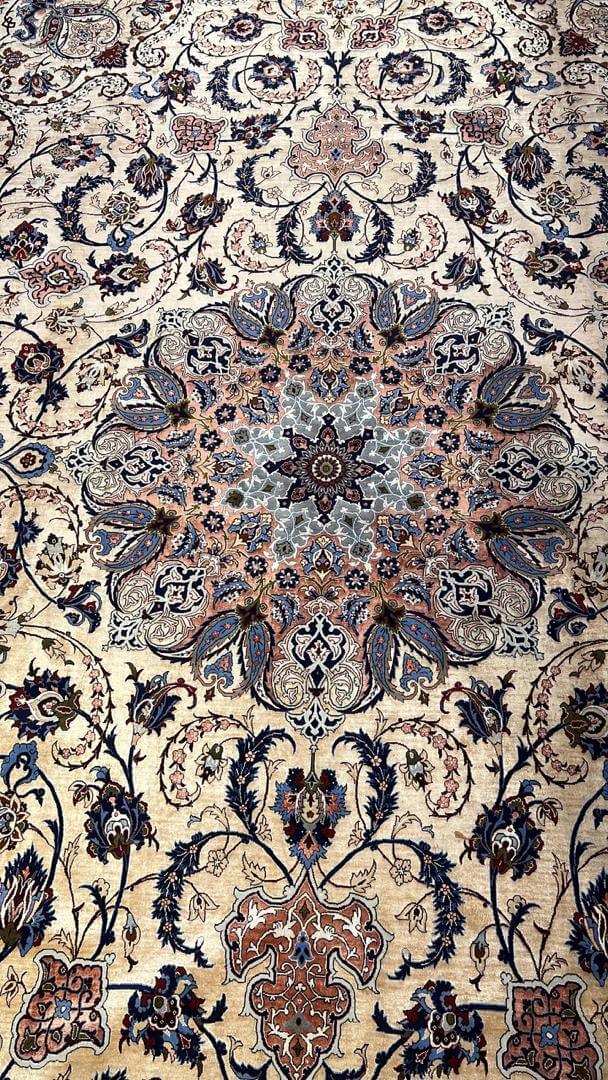 Detailed view of the intricate medallion on the Handcrafted Silk Rufugaran Rug