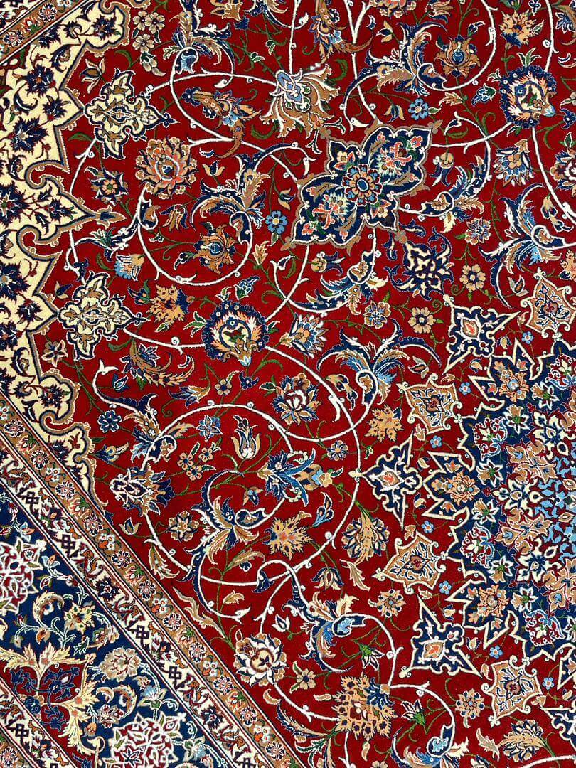 "Elegant hand-knotted Isfahan rug showcasing Persian craftsmanship and timeless beauty."
