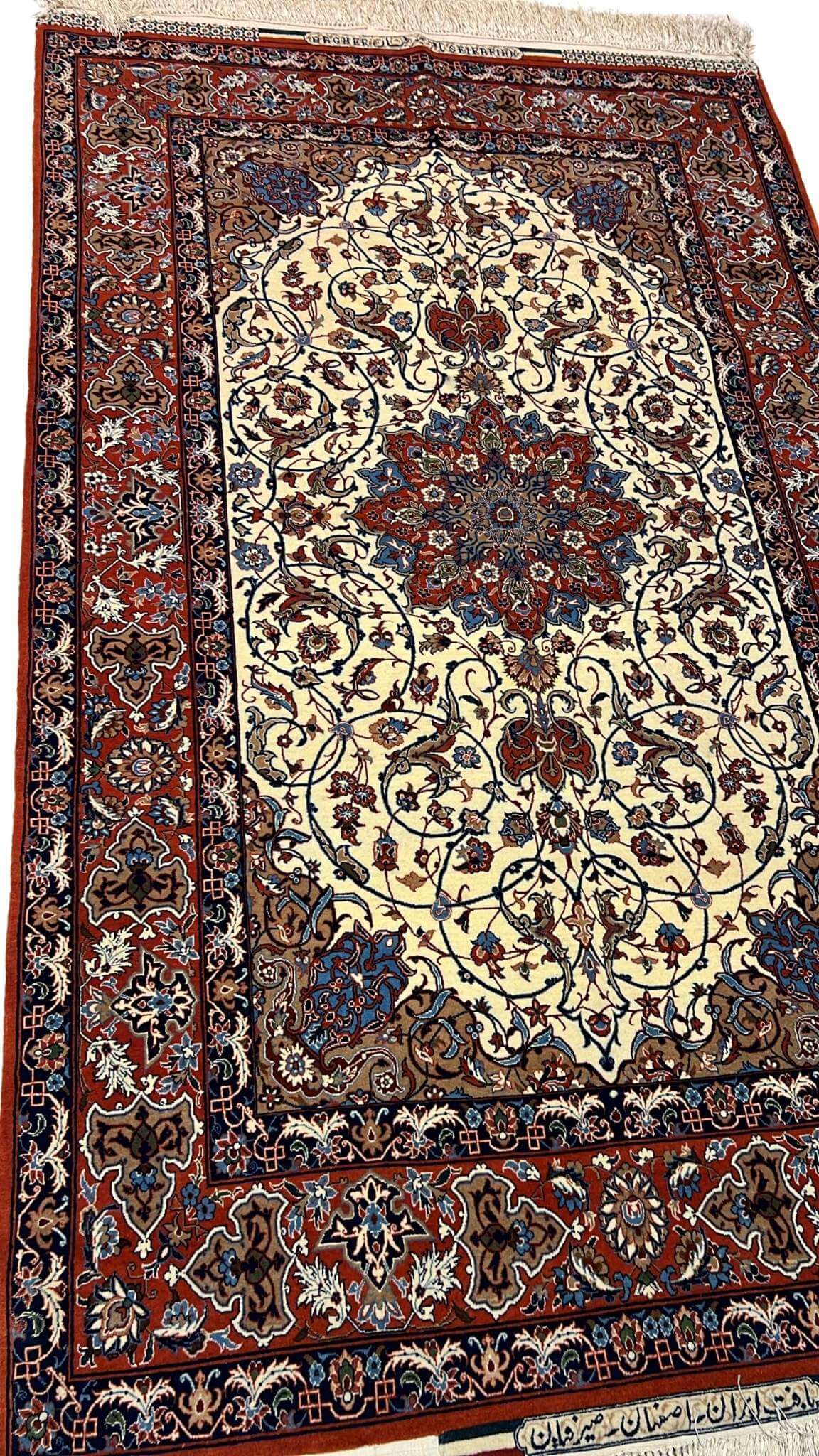"Exquisite Persian Seirafian rug with a rich wool and silk blend, featuring intricate patterns."

