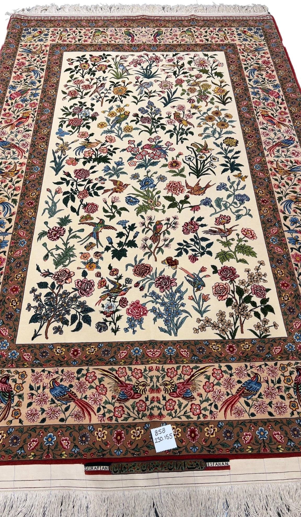  Authentic beige Seirafian Isfahan Persian rug 230 x 155 cm with floral design