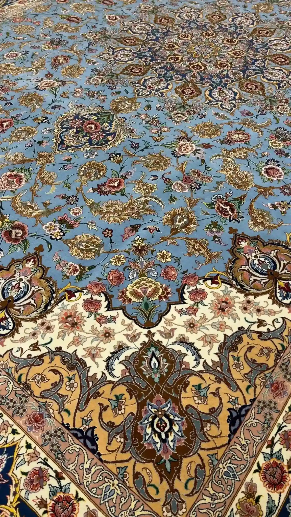 "Luxury Persian Isfahan rug in detailed floral patterns with silk highlights, 350x250 cm, hand-crafted in Iran."
