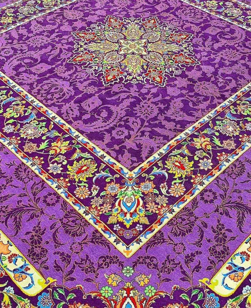 "Exquisite purple square Persian rug, hand-knotted in Isfahan, featuring a silk warp and wool-silk pile. This 200 cm x 200 cm rug boasts intricate patterns and a high knot density of 810,000 knots/m²."


