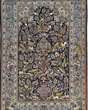 Here is a detailed description of the 220x150 cm Esfahan Persian rug by Mansurie: