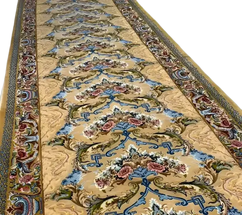 "Elegant Persian runner rug, made from wool and silk, hand-knotted in Esfahan with 640,000 knots per square meter."

